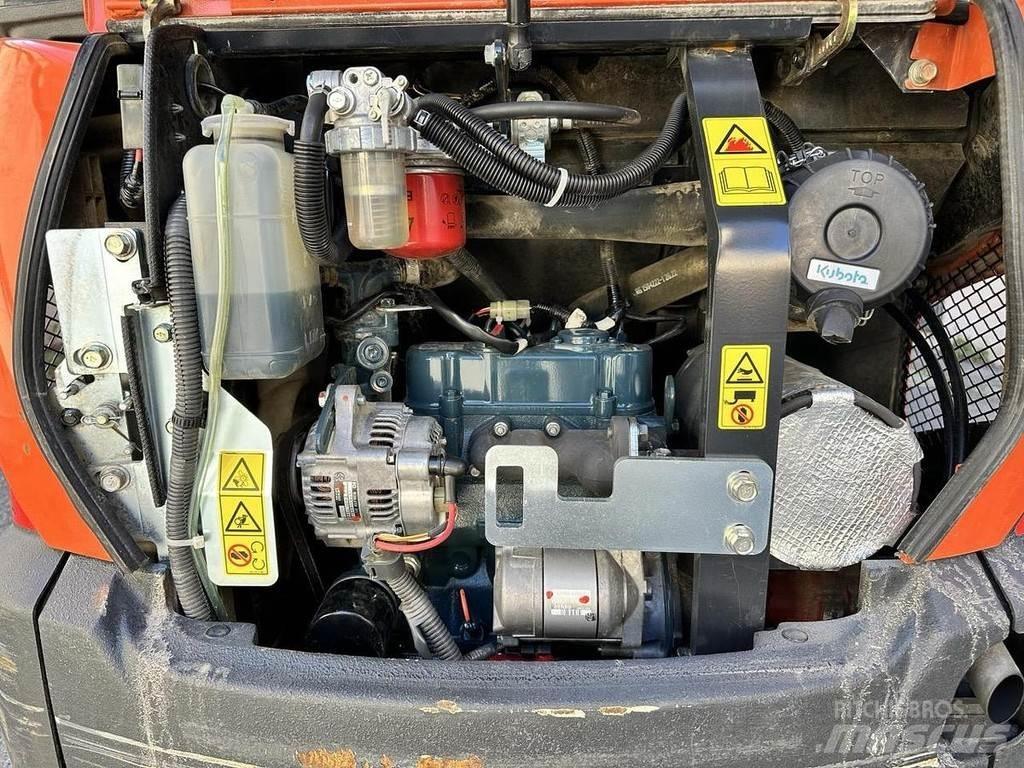 Kubota KX016-4 ミニ油圧ショベル 7t以下（ミニユンボ・ミニディガー）