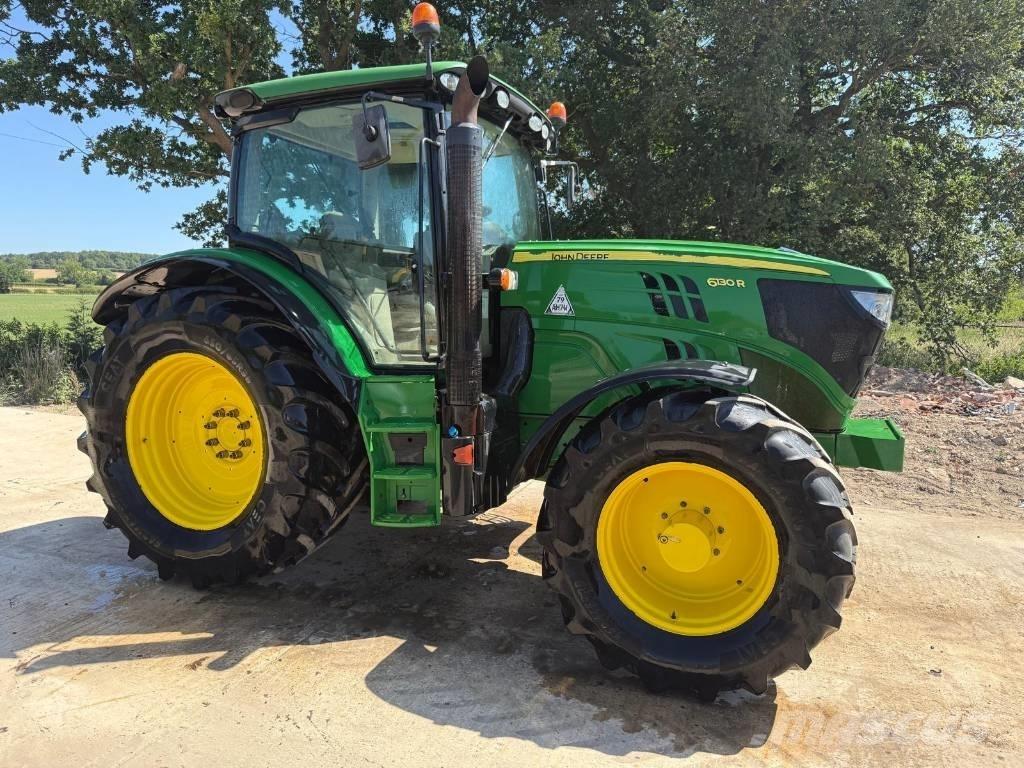 John Deere 6130 R トラクター
