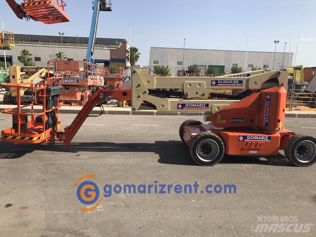 JLG E 450 AJ ブームリフト　屈伸型