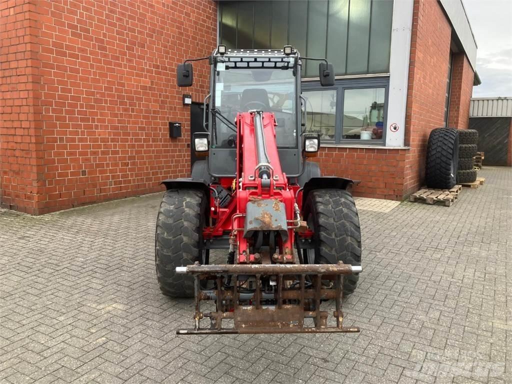 Weidemann 4080 T テレスコーピックハンドラー