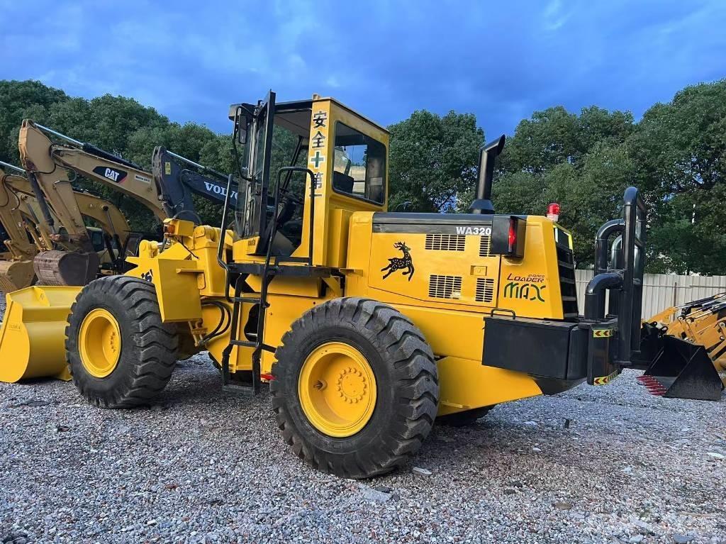 Komatsu WA320-3 ホイールローダー・タイヤショベル