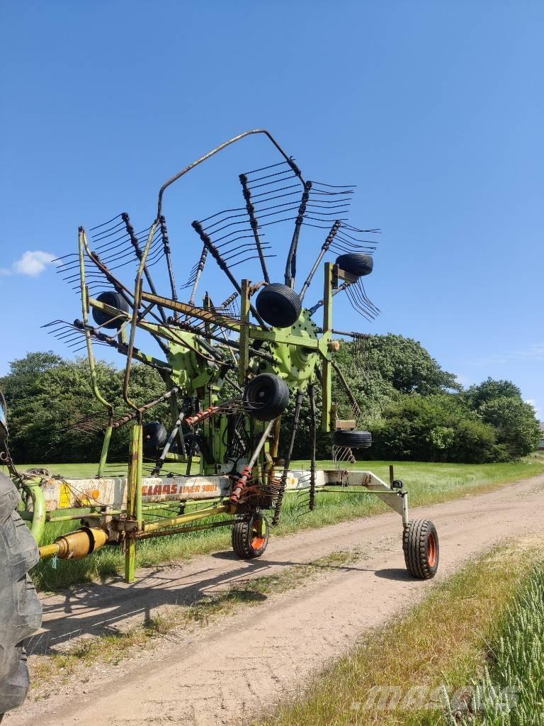 CLAAS 880 LIner テッダー・テッダーレーキ