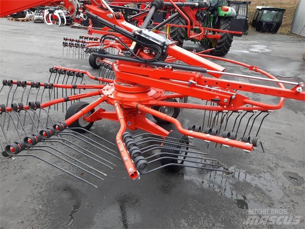 Kuhn GA 6930 ウィンドローア/レーキ