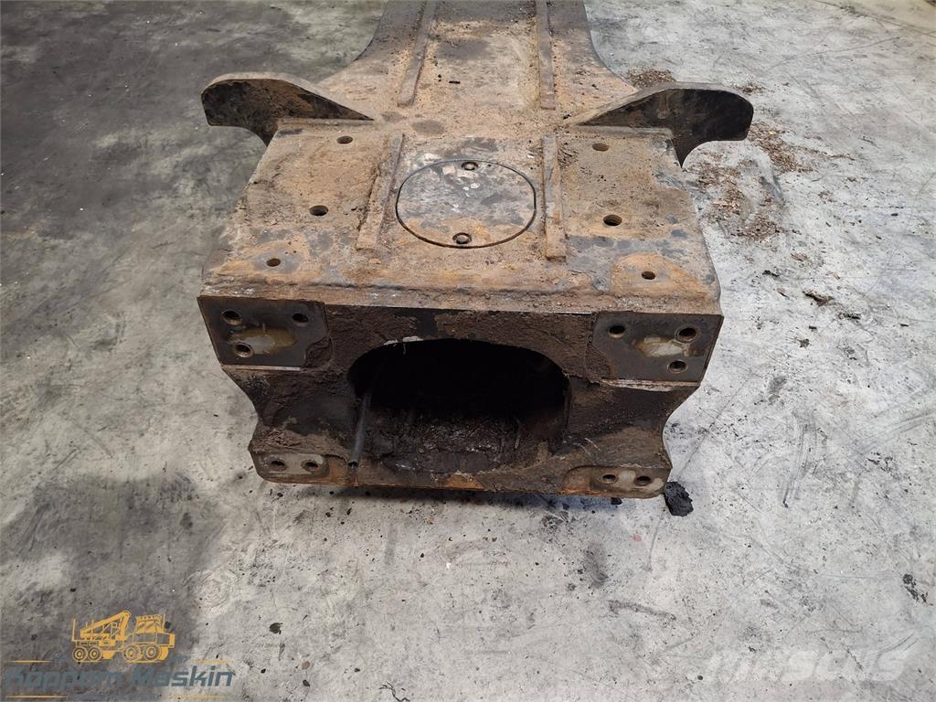 Komatsu 845 その他部品