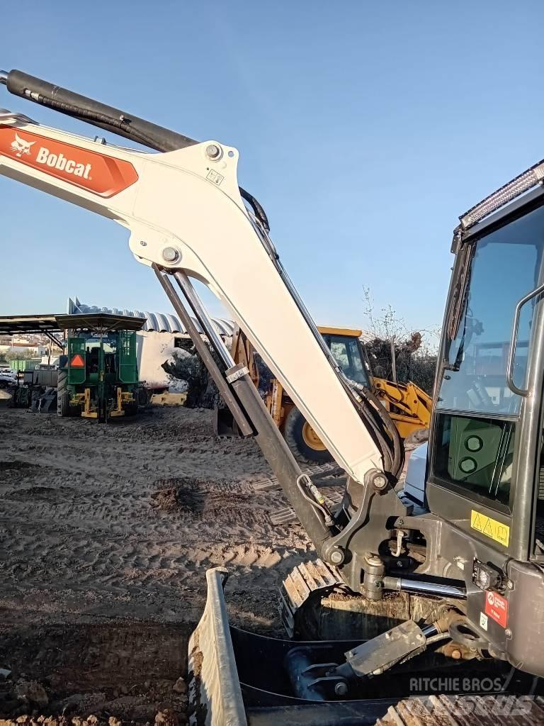 Bobcat E 55 Z ミニ油圧ショベル 7t以下（ミニユンボ・ミニディガー）
