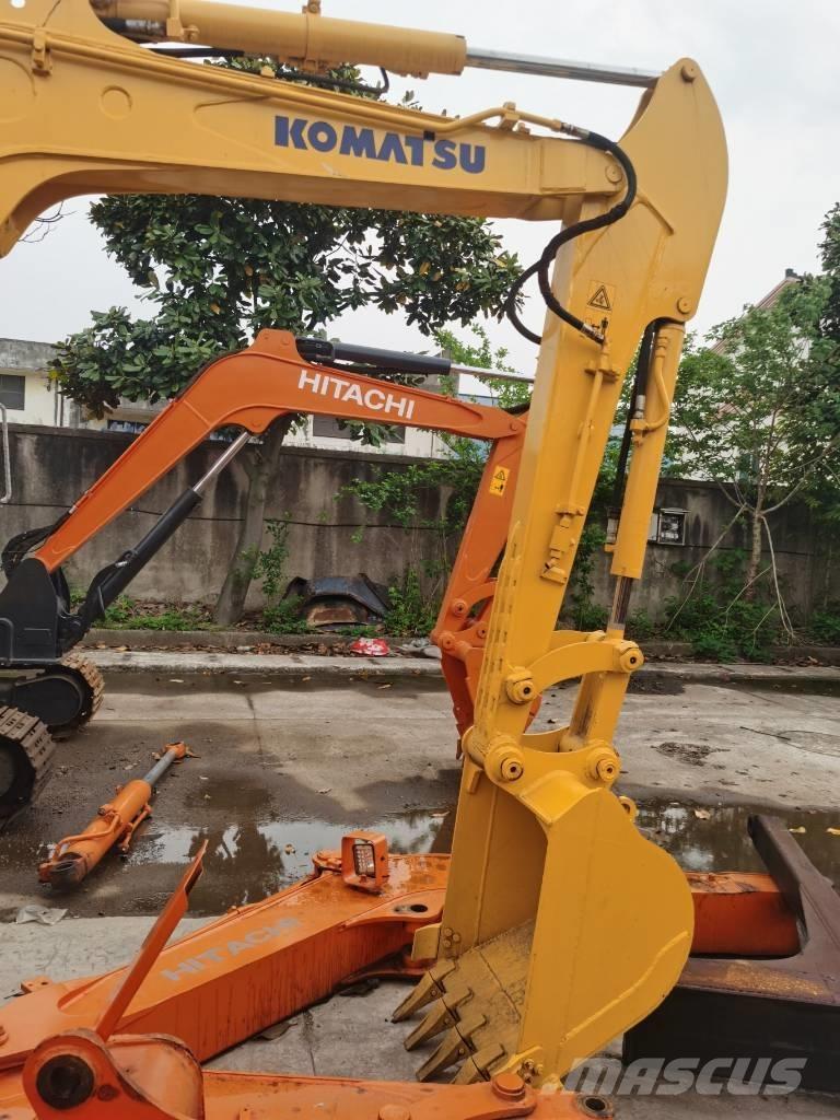 Komatsu PC 55 MR ミニ油圧ショベル 7t以下（ミニユンボ・ミニディガー）
