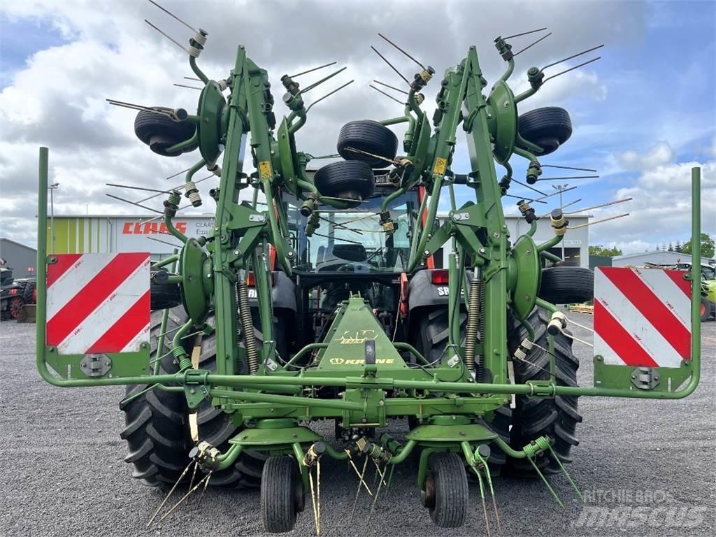 Krone KW 7.92 /8 テッダー・テッダーレーキ