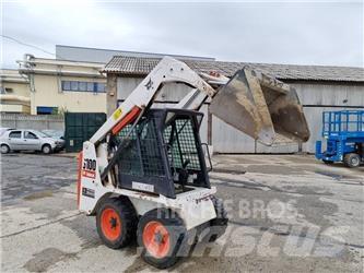 Bobcat S 100 スキッドステアローダー