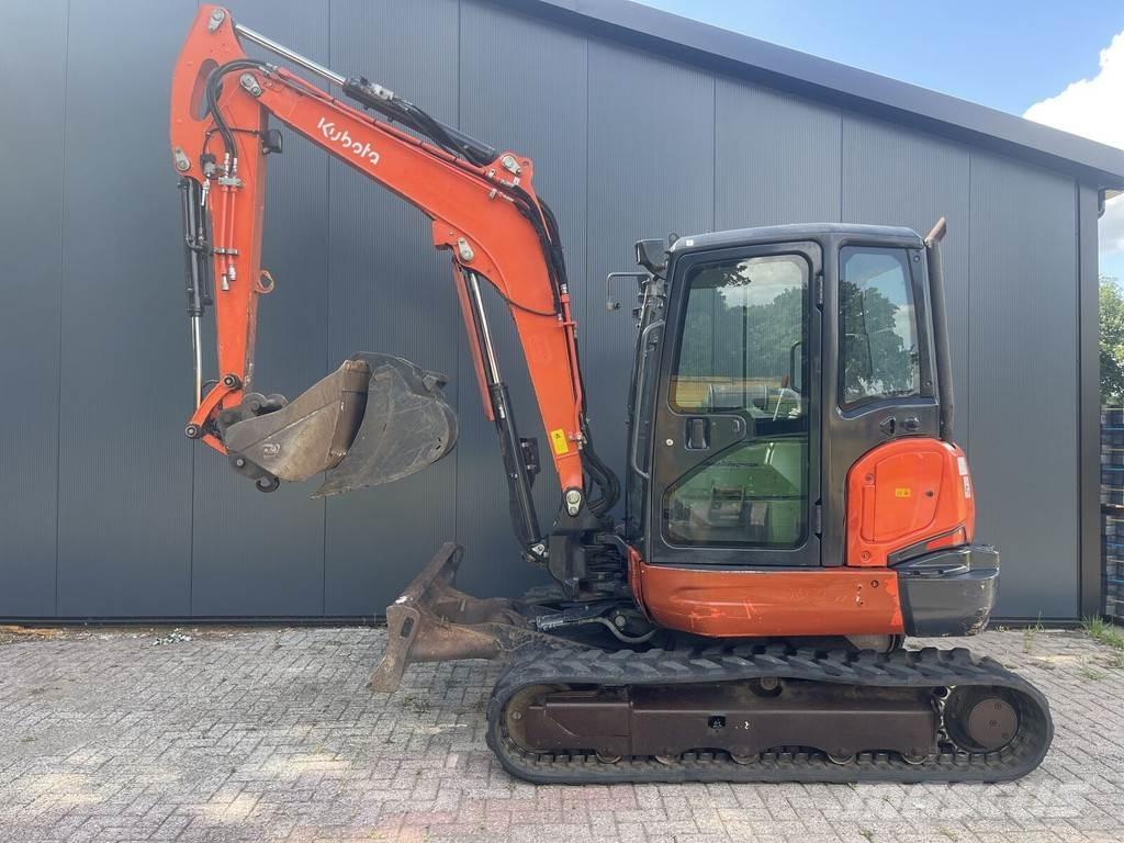 Kubota KX057-4 ミニ油圧ショベル 7t以下（ミニユンボ・ミニディガー）