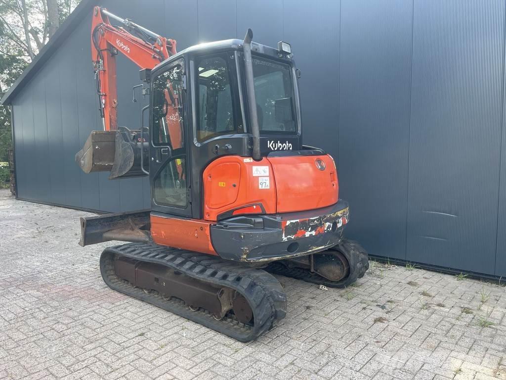 Kubota KX057-4 ミニ油圧ショベル 7t以下（ミニユンボ・ミニディガー）