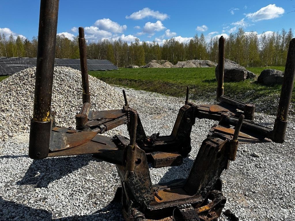 John Deere 1910 E シャーシ及びサスペンション