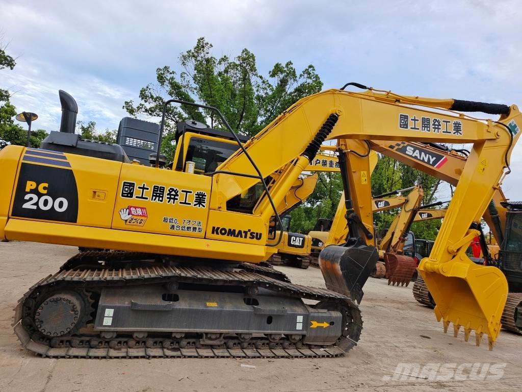 Komatsu PC 200-8 大型油圧ショベル12t以上（パワーショベル・ユンボ）