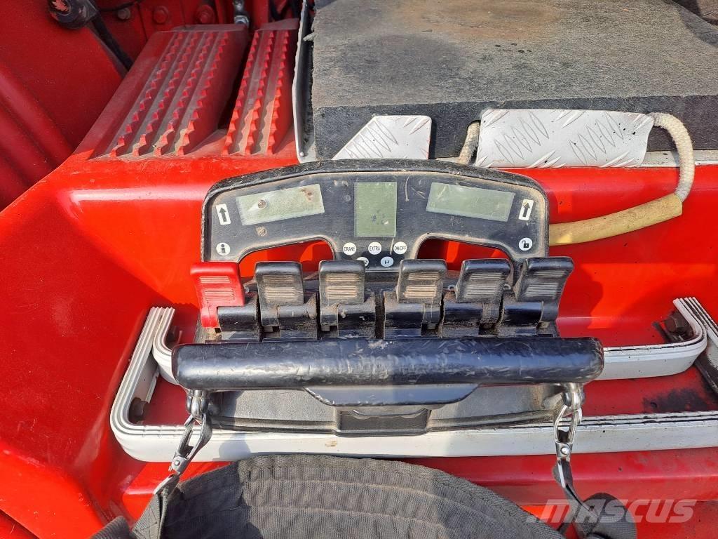 Scania R114 クレーントラック、ユニック車