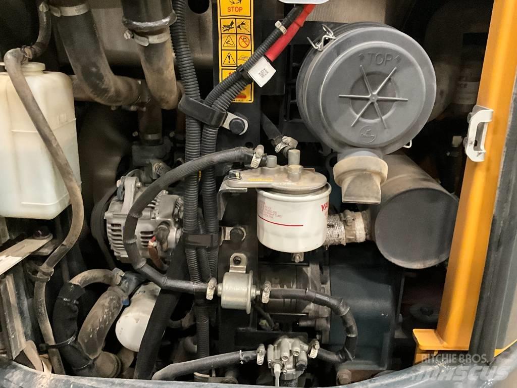 Hyundai 30 Z-9 AK ミニ油圧ショベル 7t以下（ミニユンボ・ミニディガー）