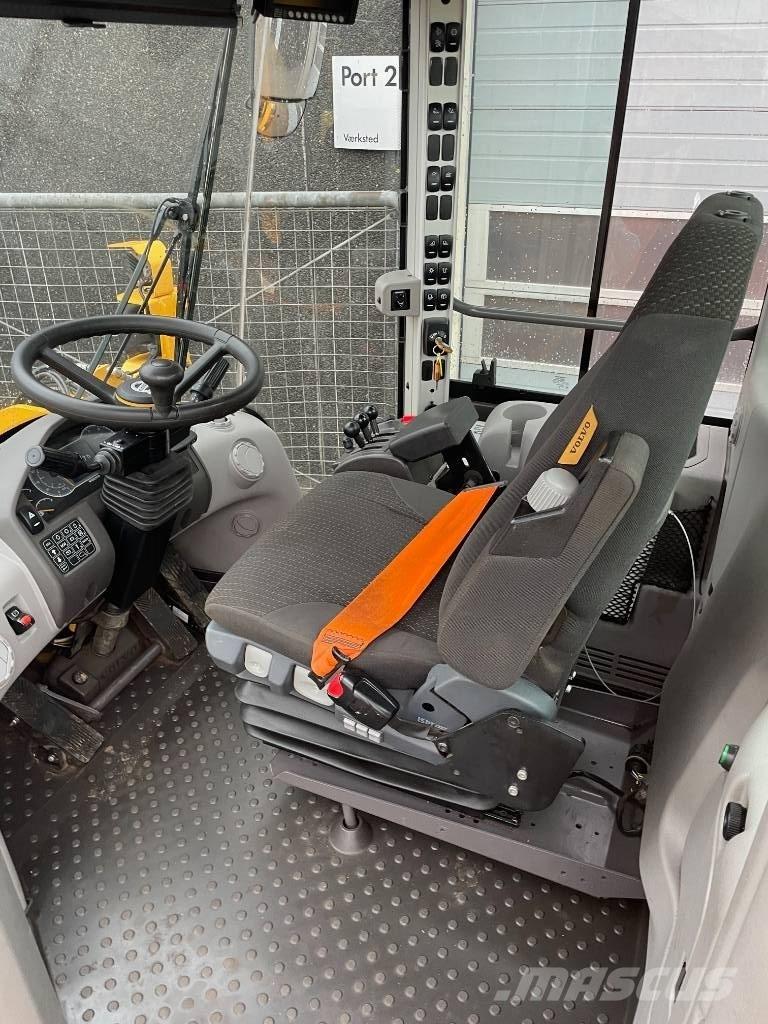 Volvo L90H ホイールローダー・タイヤショベル