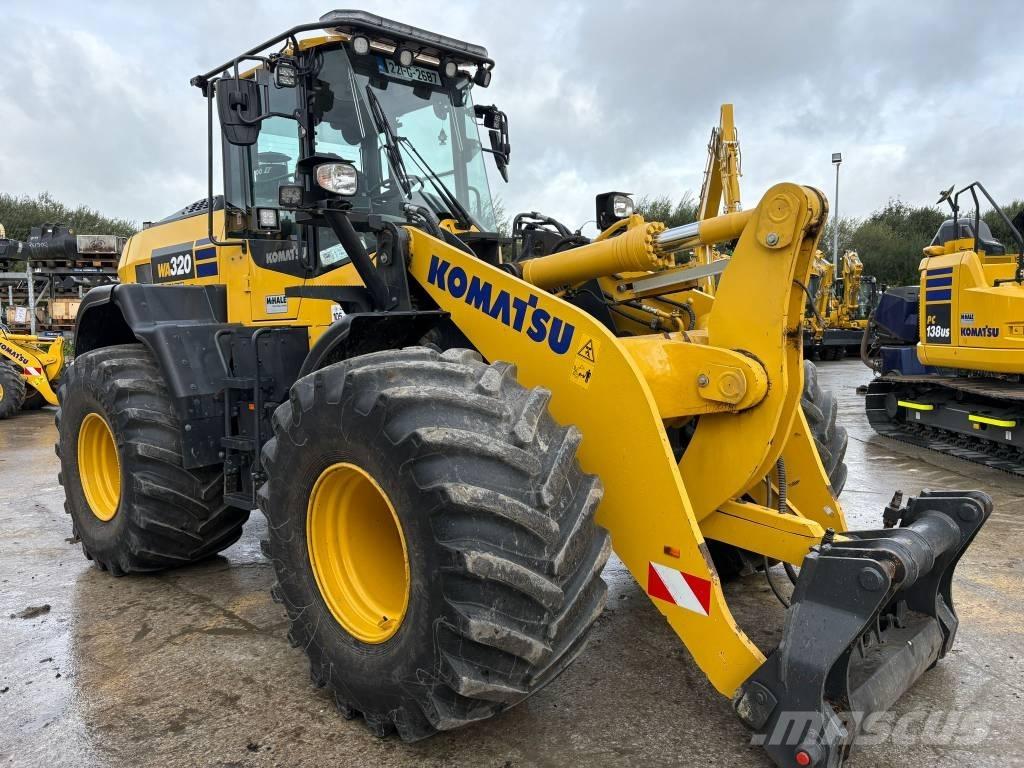 Komatsu WA320-8 ホイールローダー・タイヤショベル