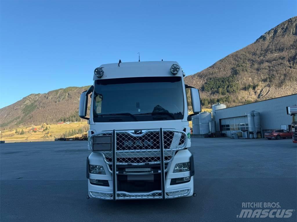 MAN TGX 26.640 6x4 中古トラクターヘッド | トレーラーヘッド