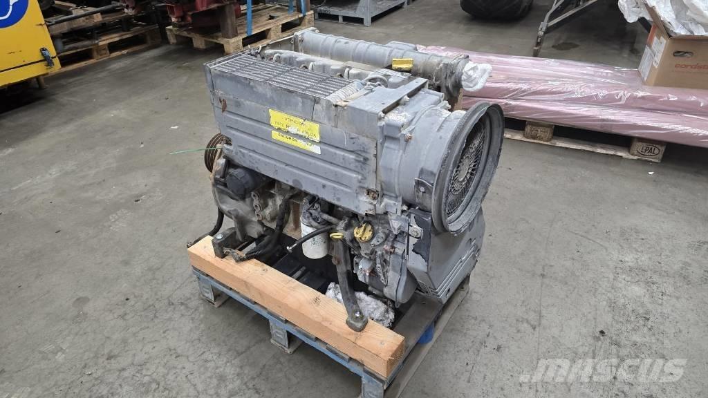 Deutz F4L1011F エンジン
