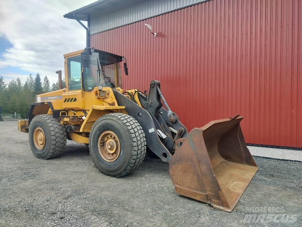 Volvo L90C ホイールローダー・タイヤショベル