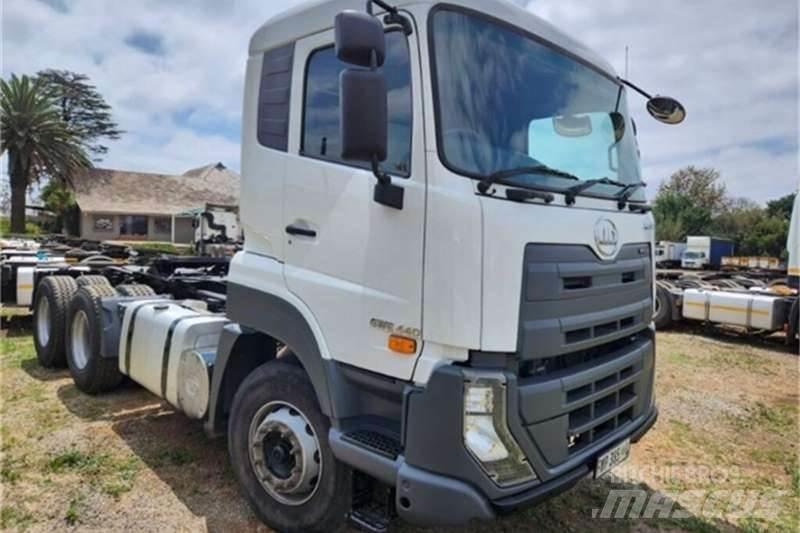 UD TRUCKS QUESTER その他トラック