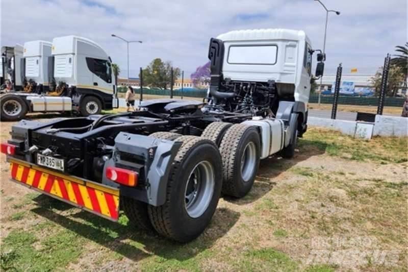 UD TRUCKS QUESTER その他トラック