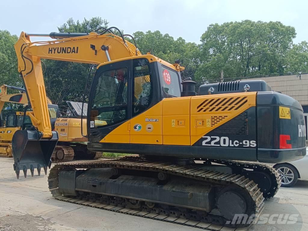 Hyundai R220LC-9S 大型油圧ショベル12t以上（パワーショベル・ユンボ）