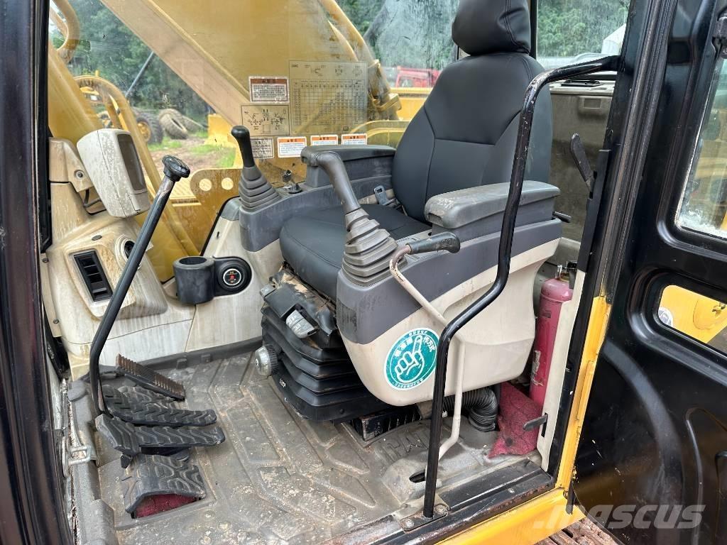 CAT 330 CL 大型油圧ショベル12t以上（パワーショベル・ユンボ）