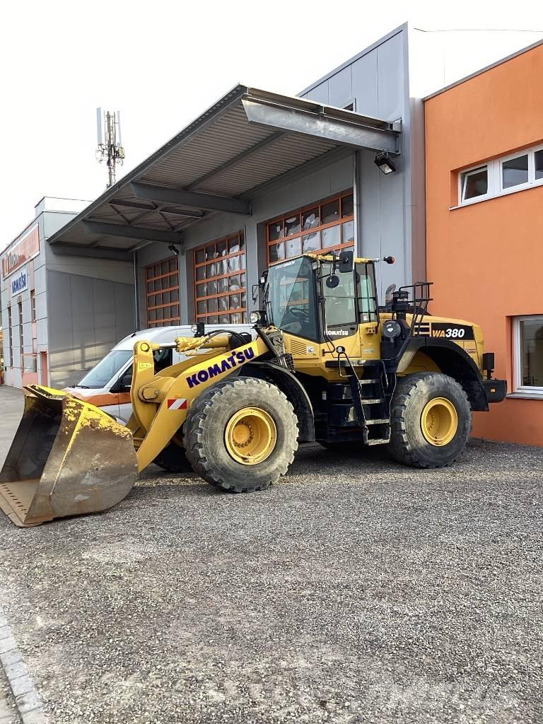 Komatsu WA380-8E0 ホイールローダー・タイヤショベル