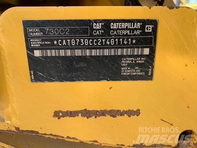 CAT 730 C アーティキュレート式ダンプトラック