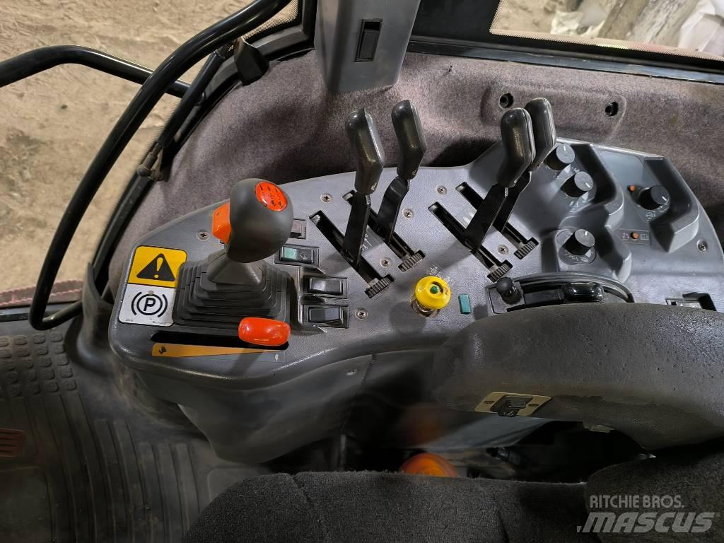New Holland G 170 トラクター