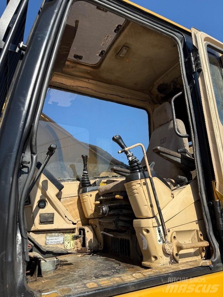 CAT 325 LN 大型油圧ショベル12t以上（パワーショベル・ユンボ）