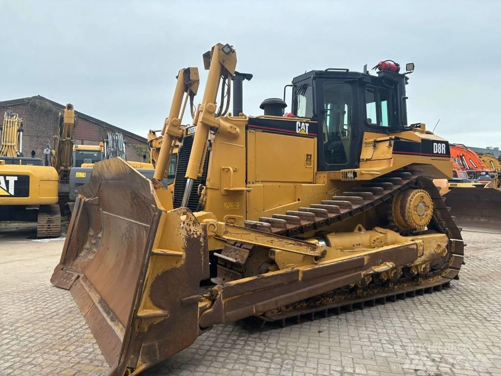 CAT D 8 R ブルドーザー
