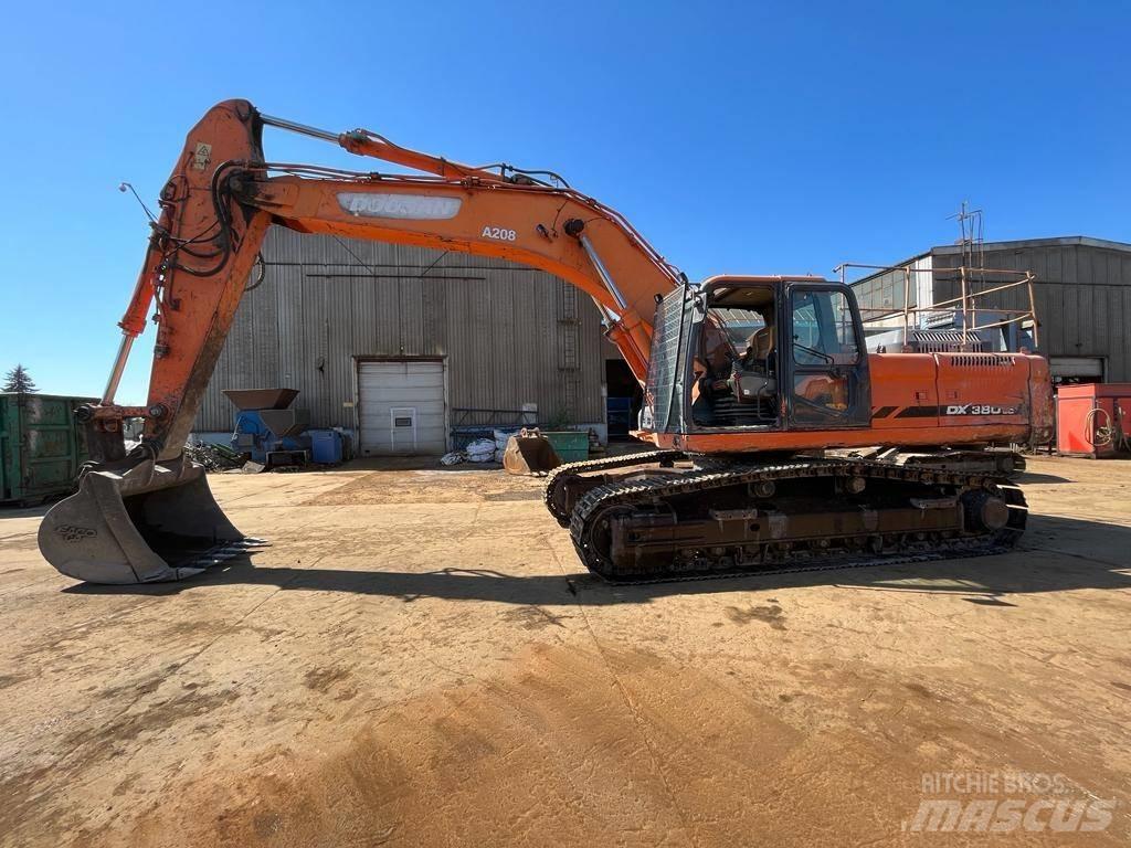 Doosan DX 380 LC 大型油圧ショベル12t以上（パワーショベル・ユンボ）