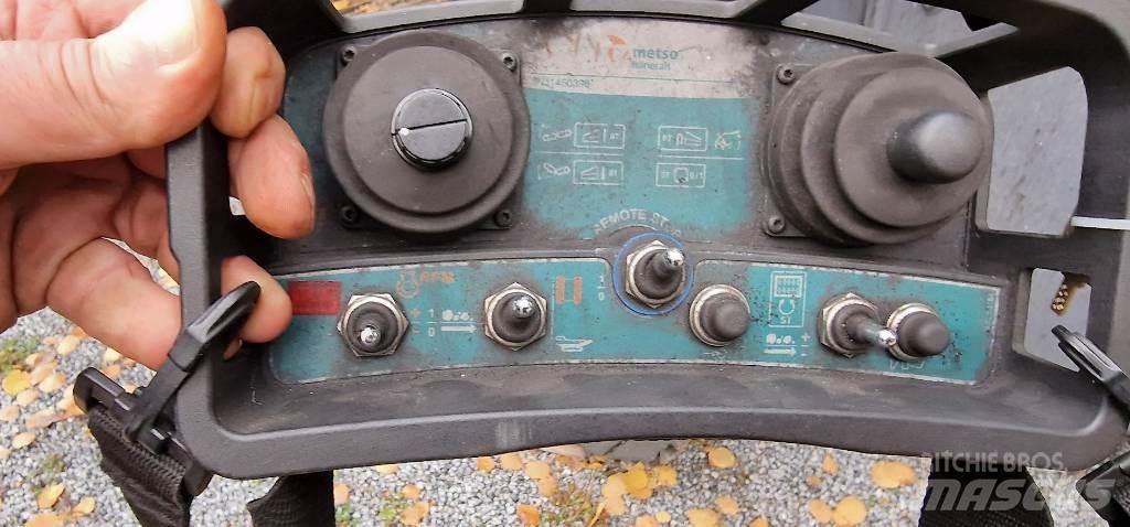 Metso ST 2.8 自走式スクリーン