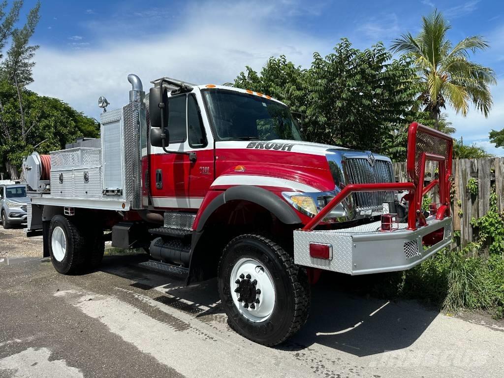 International 7300 消防車