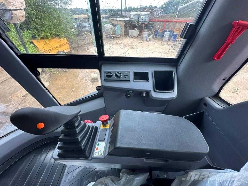 Hamm HC 130i 振動ローラ