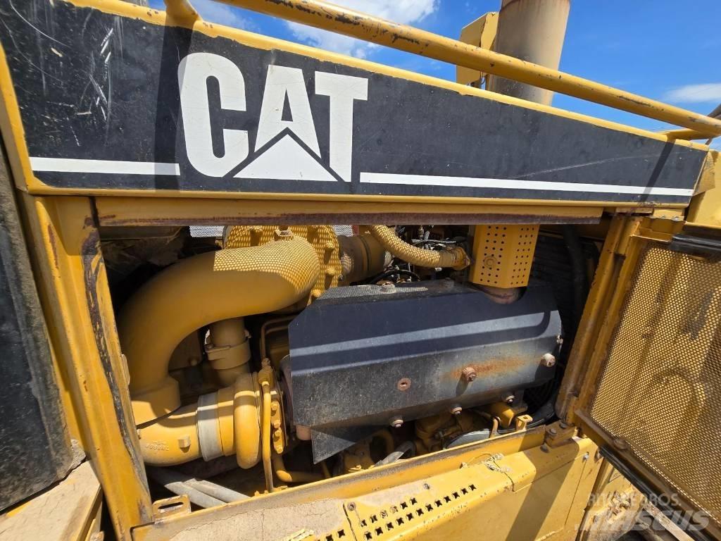 CAT D 8 R II モーターグレーダー
