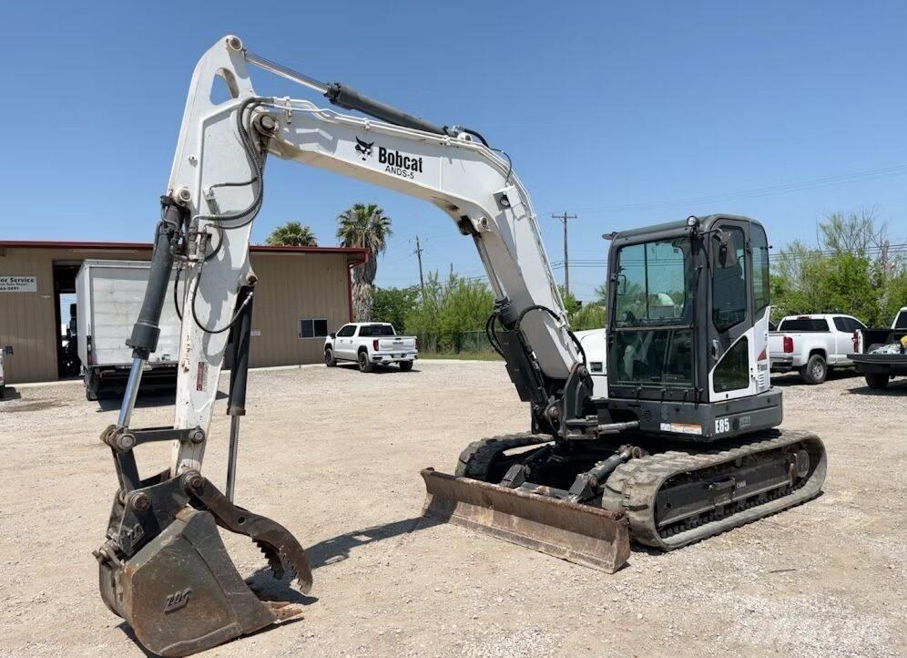 Bobcat E 85 大型油圧ショベル12t以上（パワーショベル・ユンボ）