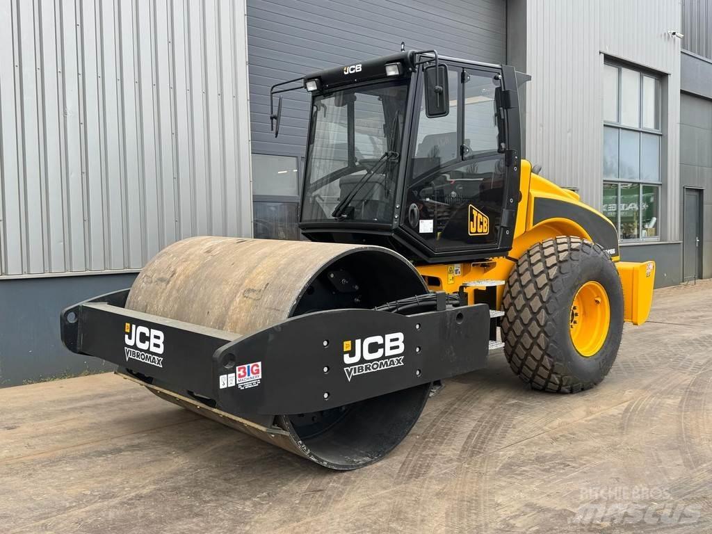 JCB VM166D 振動ローラ