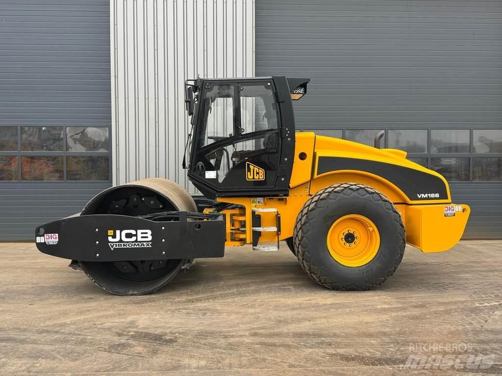 JCB VM166D 振動ローラ