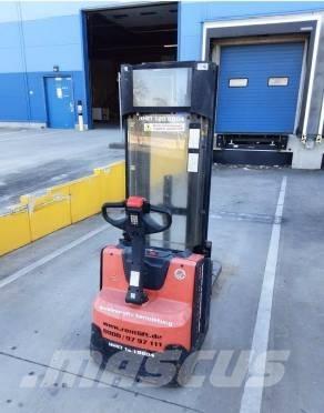 Toyota BT SWE 120 L ハンド　パレットトラック