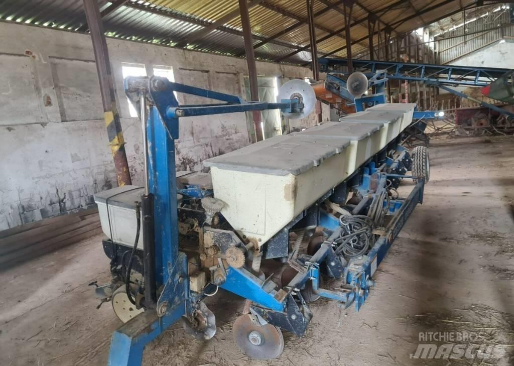 Kinze 3000 田植え機・種まき機