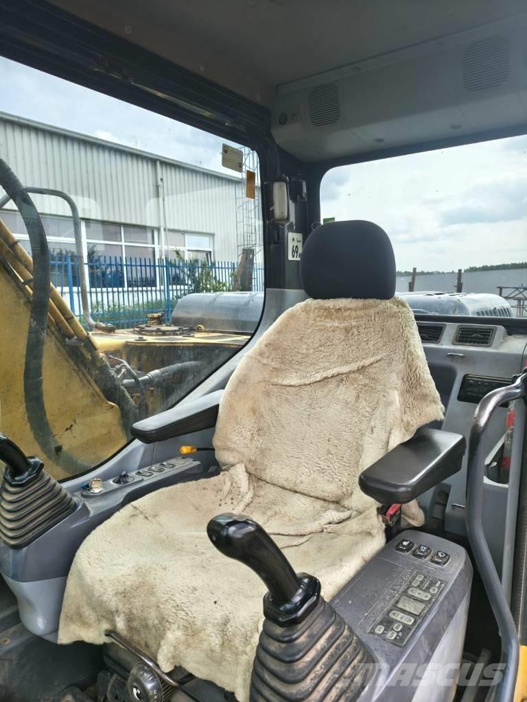 Komatsu PC 160 LC-7K 大型油圧ショベル12t以上（パワーショベル・ユンボ）