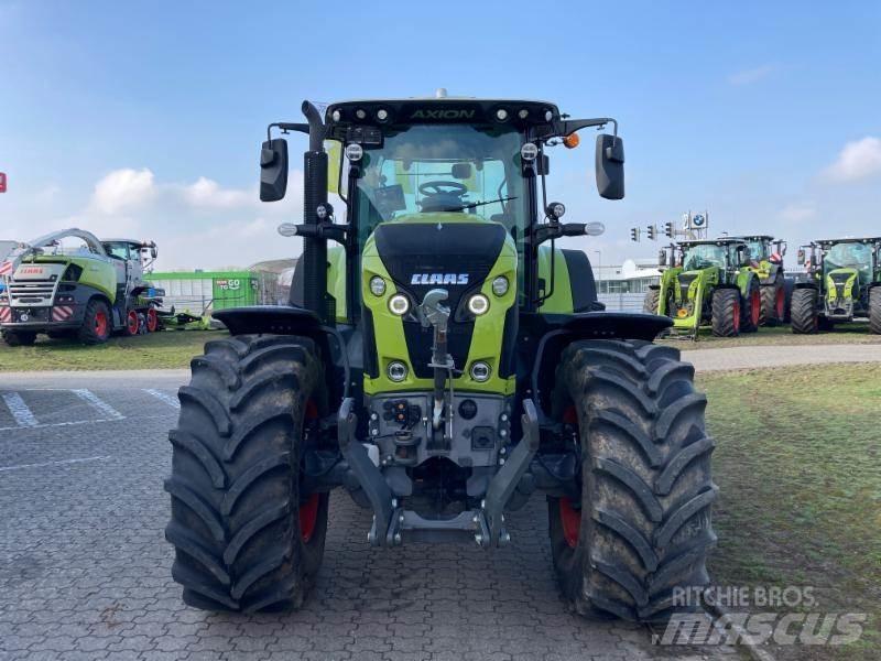 CLAAS AXION 830 トラクター