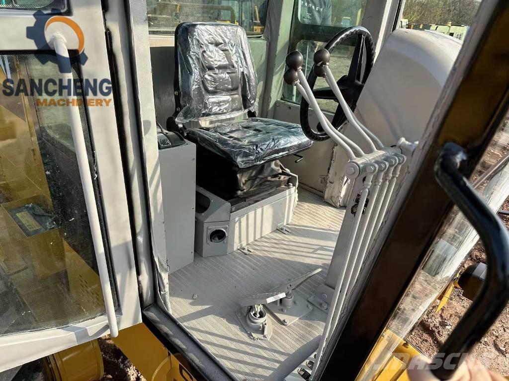 CAT 120 H モーターグレーダー