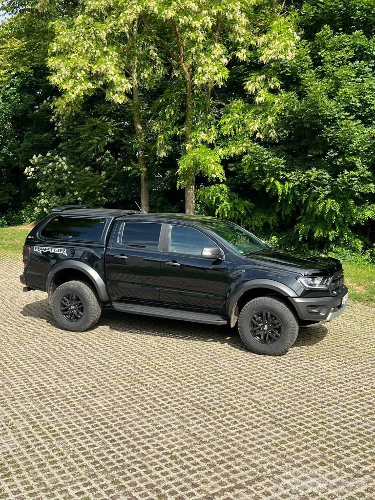 Ford Raptor 自動車