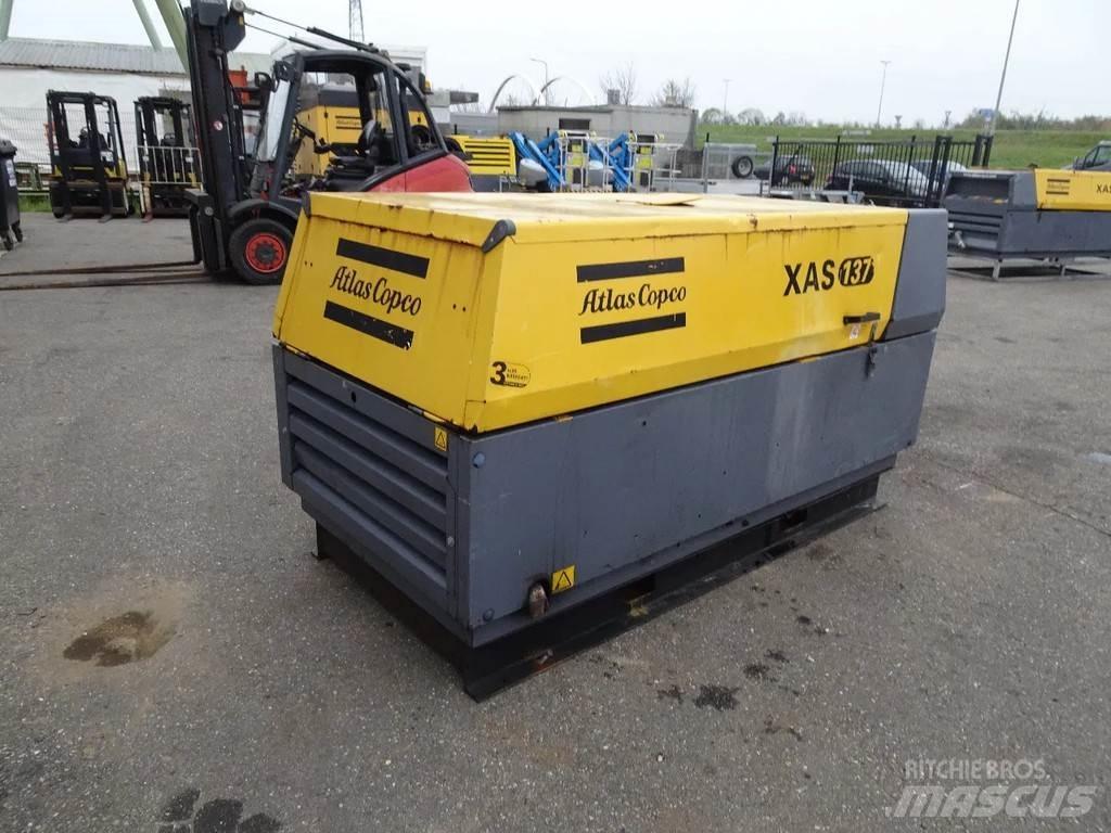 Atlas Copco XAS137 コンプレッサー