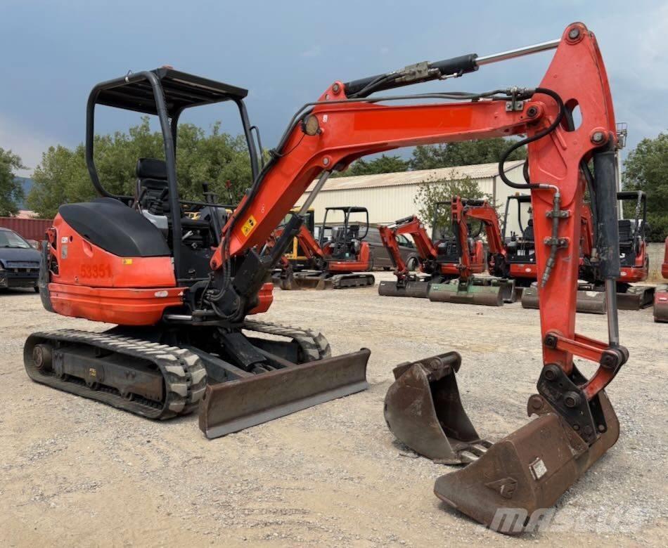 Kubota KX 71-3 ミニ油圧ショベル 7t以下（ミニユンボ・ミニディガー）