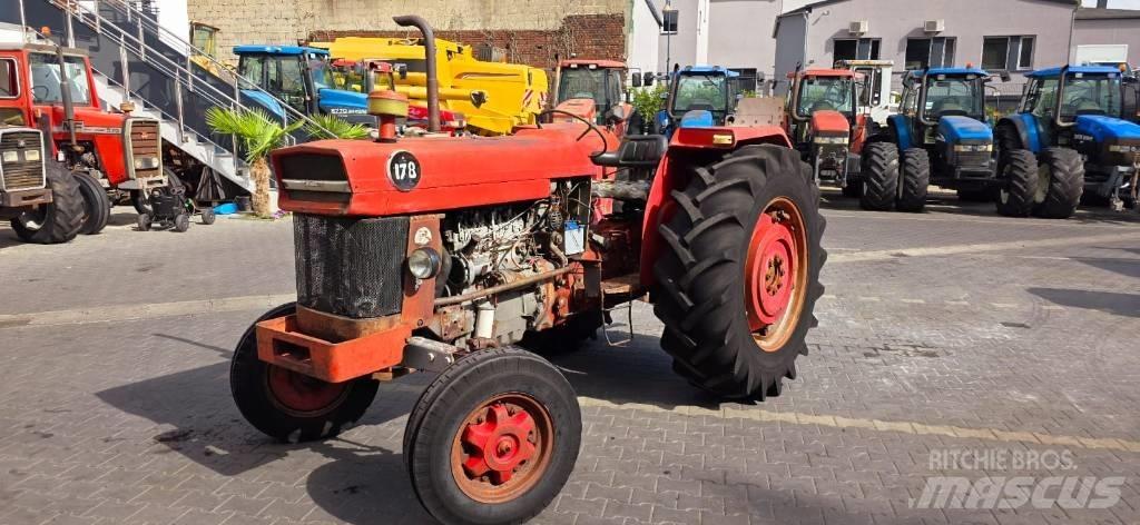 Massey Ferguson 178 トラクター