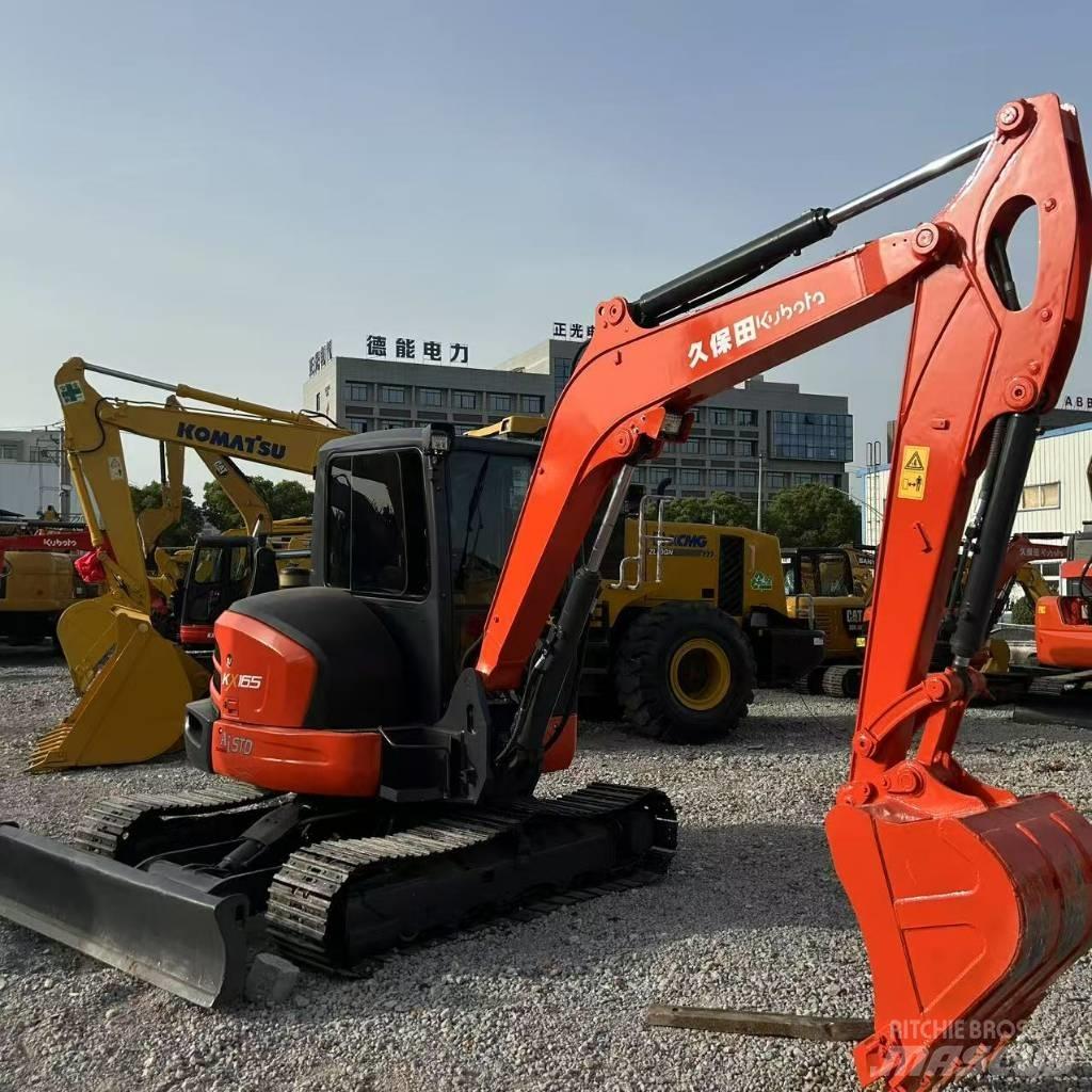 Kubota 165-5 大型油圧ショベル12t以上（パワーショベル・ユンボ）